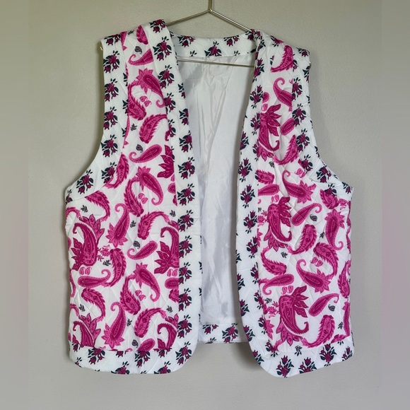 Coquette Floral Embroidered Open Front Quilted Sleeveless Vest• Size Large - Picture 1 of 5